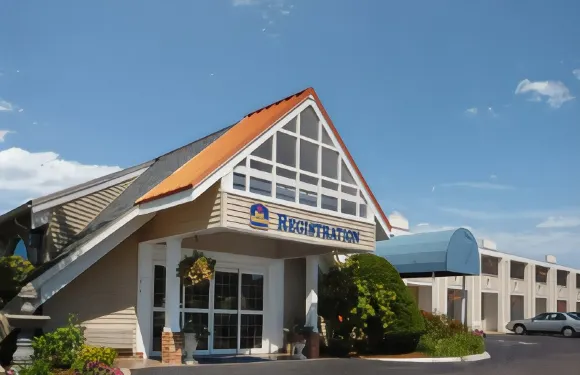 黑弗里爾萬豪國際萬楓酒店及套房