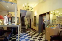 Urban Jungle. 奧爾良飯店