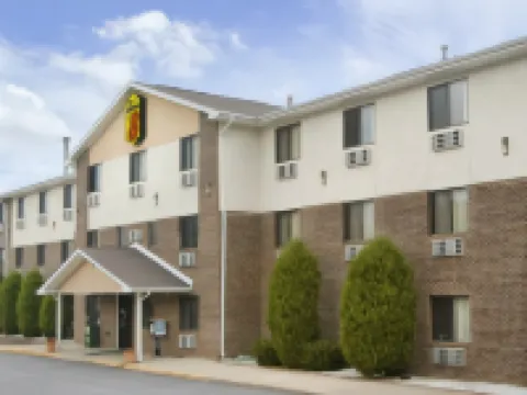 Super 8 by Wyndham Front Royal Hotels in Warren County