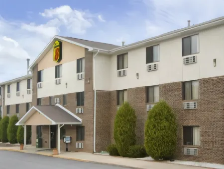 Super 8 by Wyndham Front Royal Отели в г. Честер Гэп