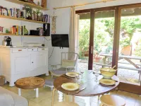 Santa Marina Hotels near Plage Saint Pierre La Mer
