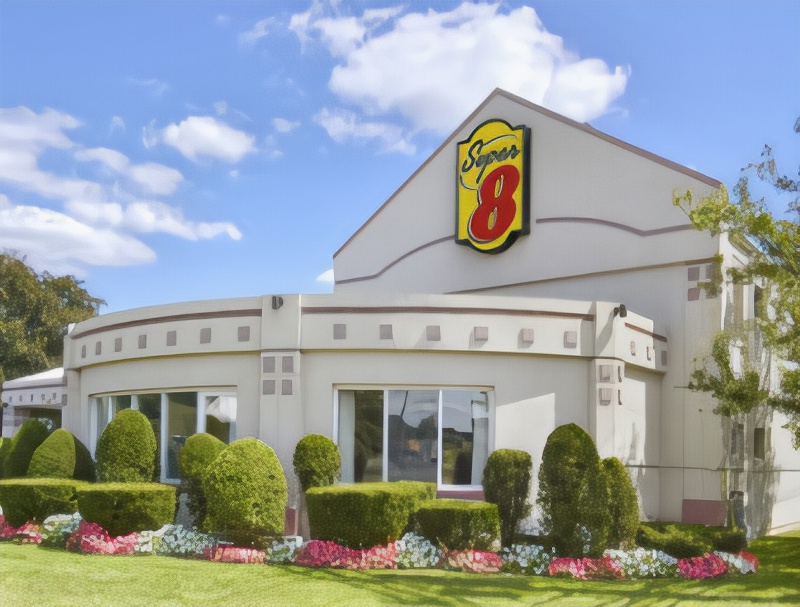 Super 8 by Wyndham Milford/New Haven