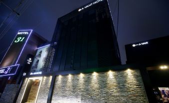 Cheonan A-Vant Hotel