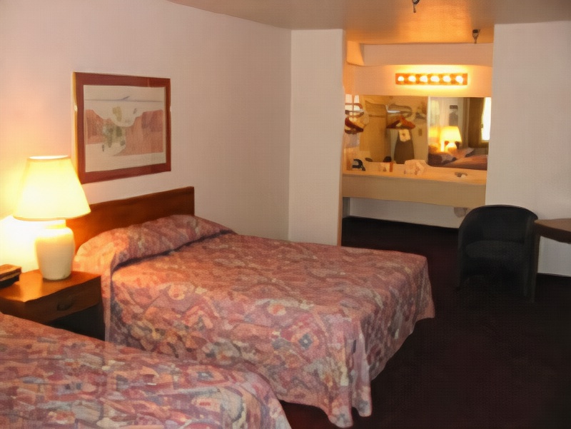 Best Western Discovery Inn