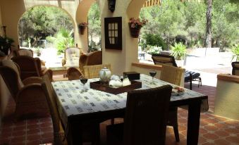 Rural Villa on The Costa Blanca - Housity
