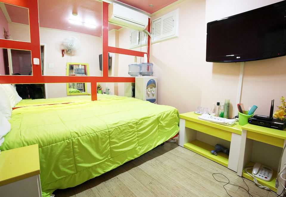 1. Seongbuk..