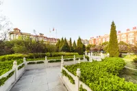 Tianyi Wenquan Huayuan Hotel - parking