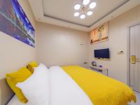 重庆静谧时光酒店 - 标准大床房
