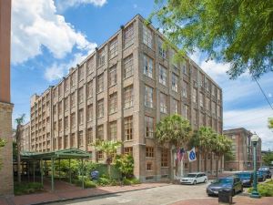 Hampton Inn & Suites New Orleans-Convention Center