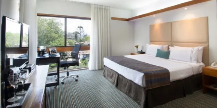 Sonesta Hotel El Olivar Lima