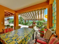 Villa Karolina Hotels in Opric