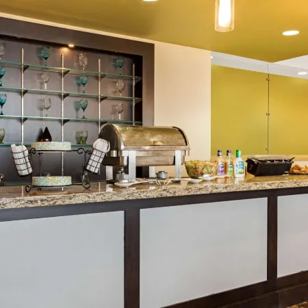 La Quinta Inn & Suites by Wyndham Pecos