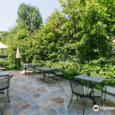 Hotel Rosenvilla Hotels near Schloss Hellbrunn