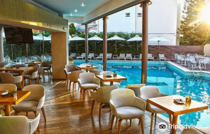 Nefeli Hotel