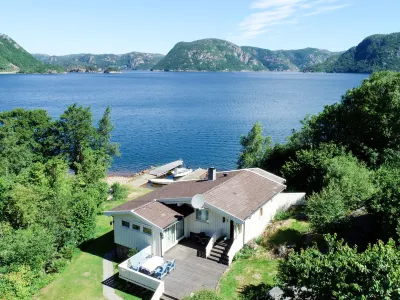 Åptafjorden Hotel a 