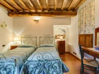 Antico Borgo S Lorenzo Cipresso