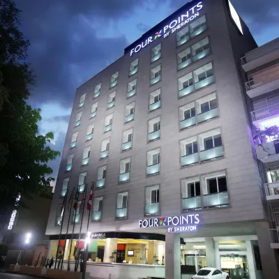 Four Points by Sheraton Mexico City, Colonia Roma Отели рядом с достопримечательностью «Театр «Арт-Хаус-Мехико»»