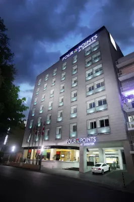 Four Points by Sheraton Mexico City, Colonia Roma Hôtels à : Mexico