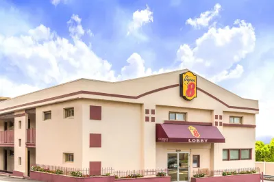 Super 8 by Wyndham North Bergen NJ/NYC Area Hotels in West New York