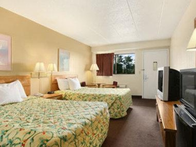 Days Inn by Wyndham Cloverdale Greencastle