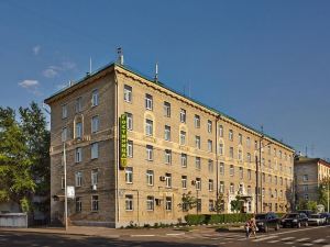 Yaroslavskaya Hotel