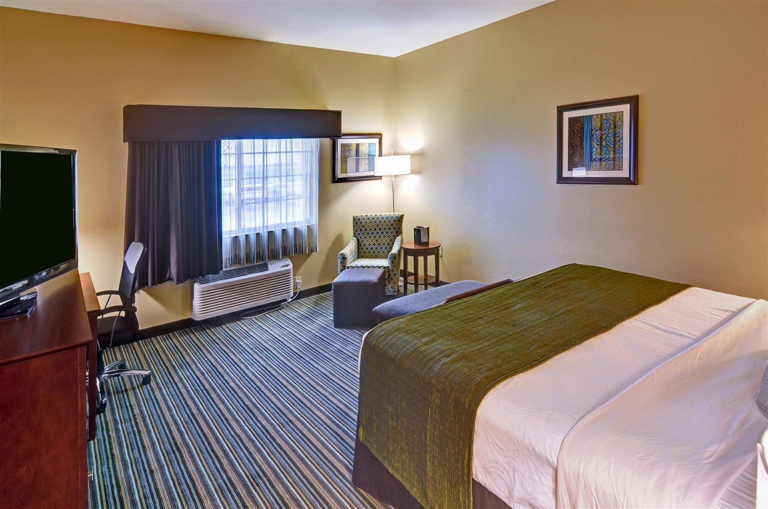 Best Western Plus Patterson Park Inn