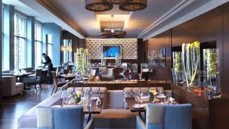 Mandarin Oriental Boston Отели рядом с достопримечательностью «African Meeting House»
