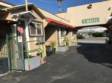 Lincoln Park Motel Отели рядом с достопримечательностью «USC Stevens Neuroimaging and Informatics Institute»