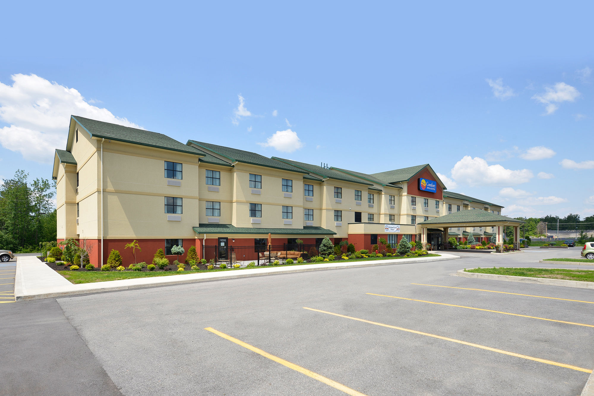 Comfort Inn & Suites Adj to Akwesasne Mohawk Casino