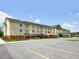 Comfort Inn and Suites Adj to Akwesasne Mohawk Casino