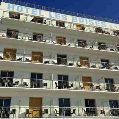 Hôtel Les Brises, vue mer. Hotel Exterior