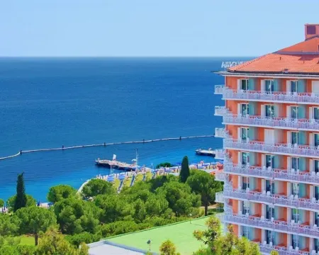 Hotel Slovenija - Terme & Wellness LifeClass Hotels in Piran
