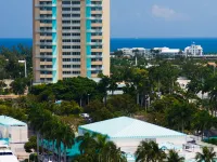 Pier Sixty-Six Hotels near Pier Sixty-Six