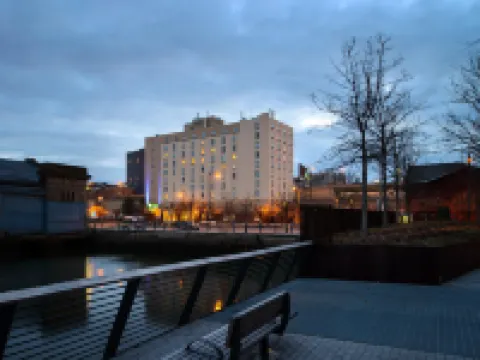 Holiday Inn Express PHILADELPHIA - PENNS LANDING by IHG Hotels near University of Pennsylvania