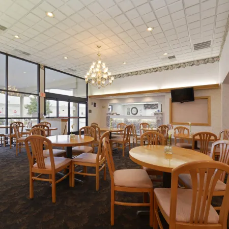 Best Western Green Tree Inn