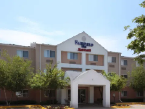 AmericInn by Wyndham Hudson Hotels in Hudson