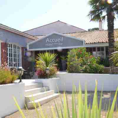 Hotel et Spa les Cleunes Oleron Hotel Exterior