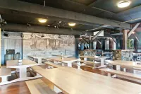 Lake Jindabyne Hotel - breakfast