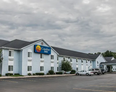 Dunes Express Inn and Suites Hotels in Golden Township