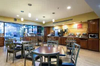 Comfort Inn & Suites Perry National Fairgrounds Area