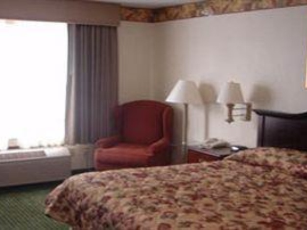 Country Inn & Suites by Radisson, Elkhart North, IN