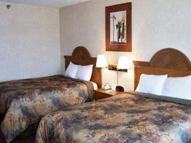 Ramada by Wyndham Sioux City