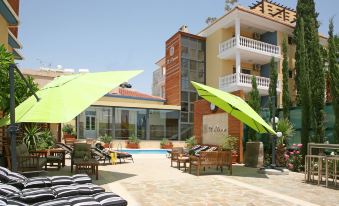 Saint Elena Boutique Hotel - Housity