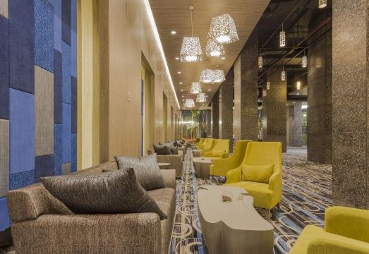 5. 그랜드 머큐어 ..