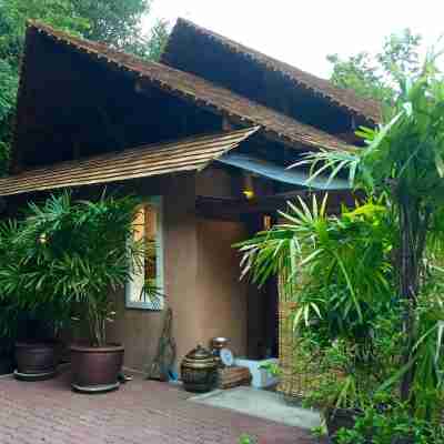 Koyao Bay Pavilions Hotel Exterior