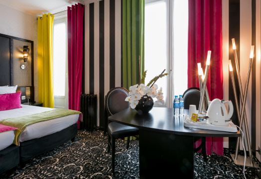 호텔 페이리스 오페라 객실