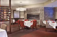 Elevation Hotel & Spa - Breakfast