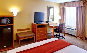 Holiday Inn Express Hurricane Mills (Waverly)