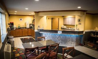 Regency Inn & Suites