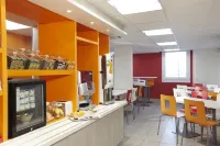 Premiere Classe Roissy - AÉROPORT CDG - le Mesnil Amelot Hotels in Saint-Mard